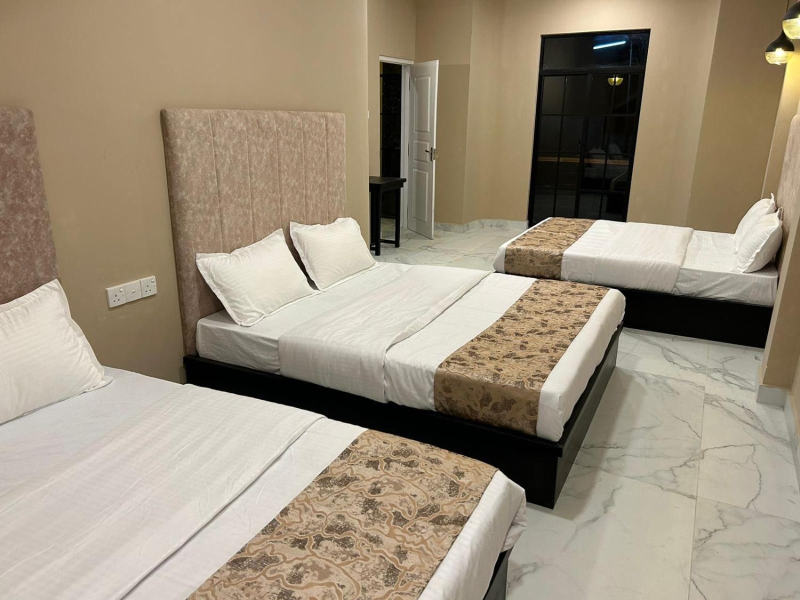 Royal Bliss Hotel 努沃勒埃利耶 外观 照片