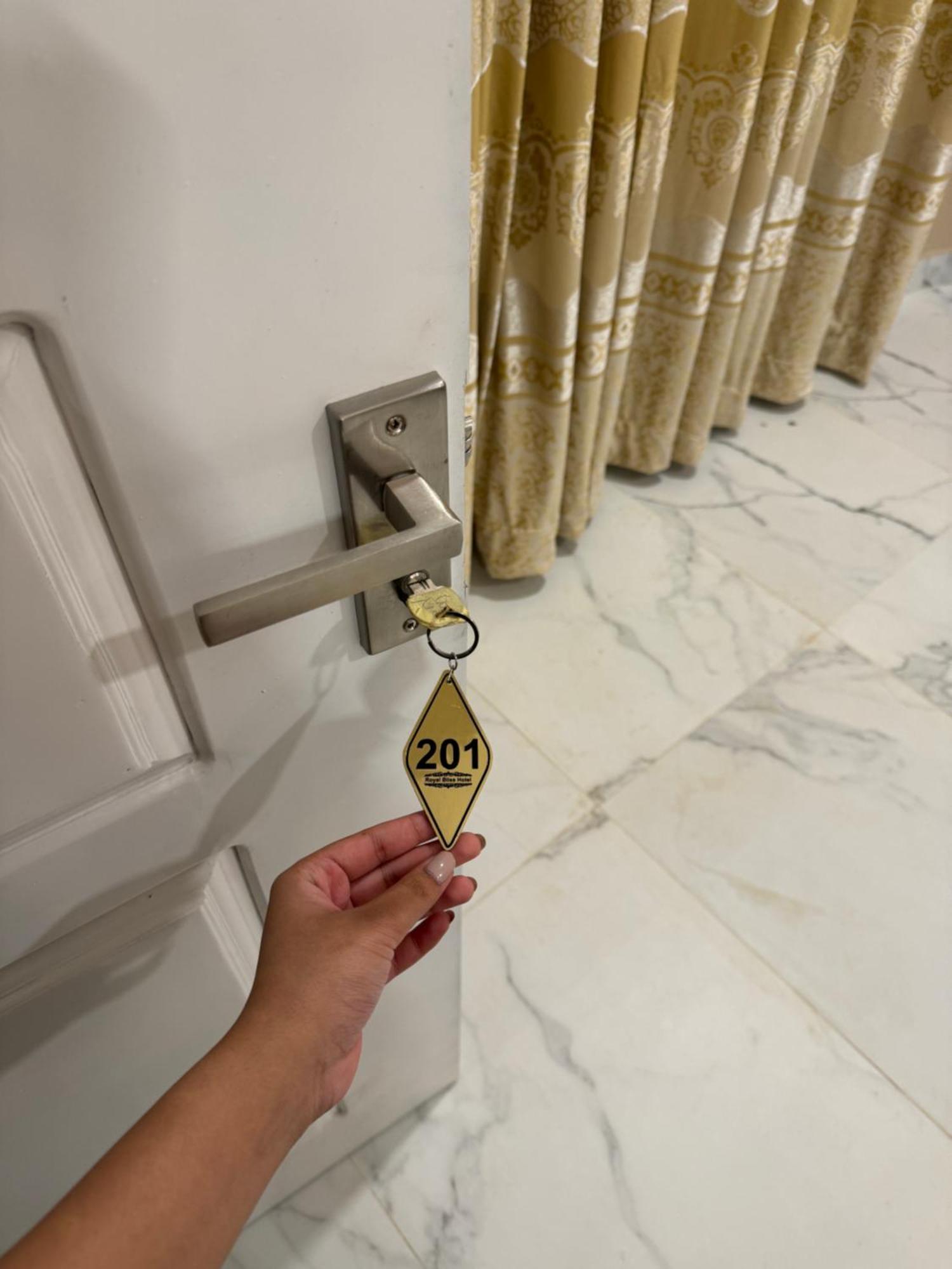 Royal Bliss Hotel 努沃勒埃利耶 外观 照片