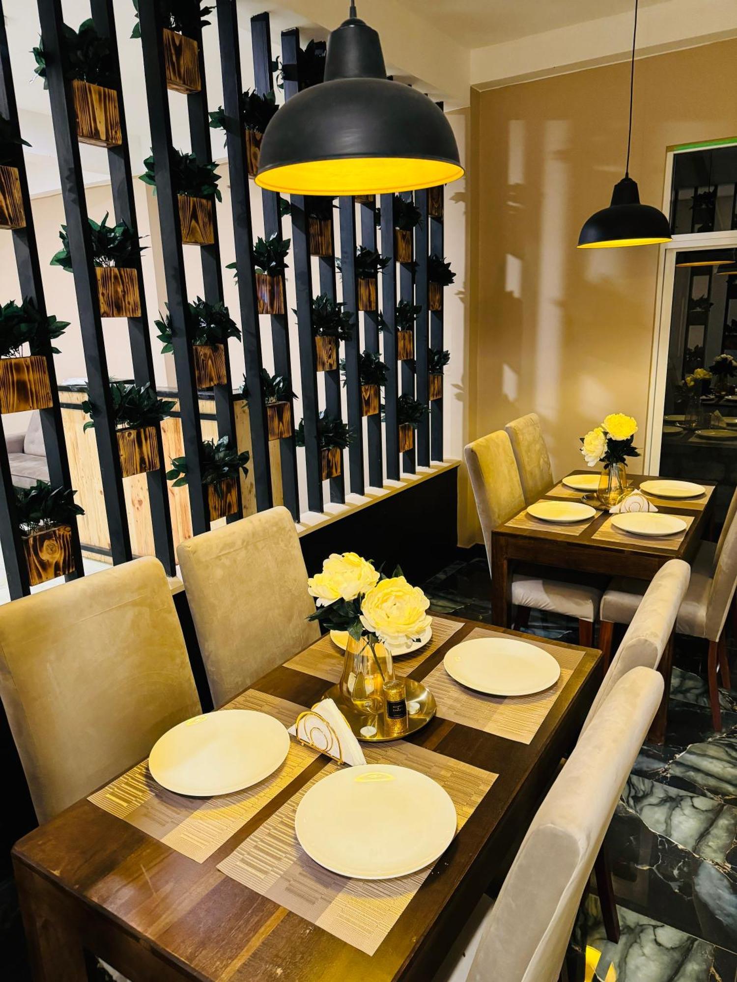 Royal Bliss Hotel 努沃勒埃利耶 外观 照片